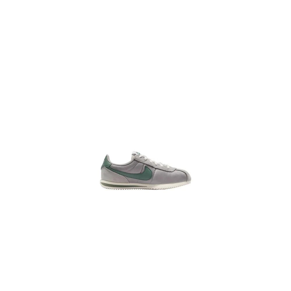 Nike Cortez Basic Kids Wolf Grey Green Low Top Sneakers BV0014-004 Sz 6.5Y